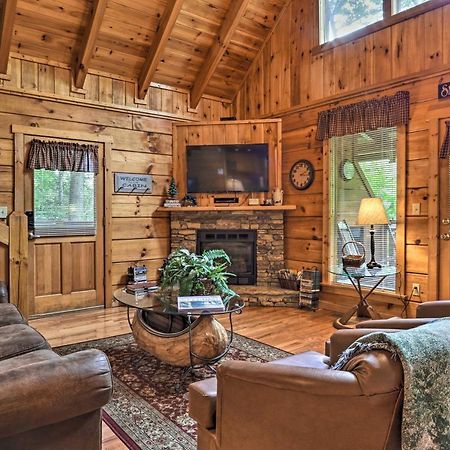 Villa Gatlinburg Mountainside Escape With Deck And Hot Tub! Esterno foto