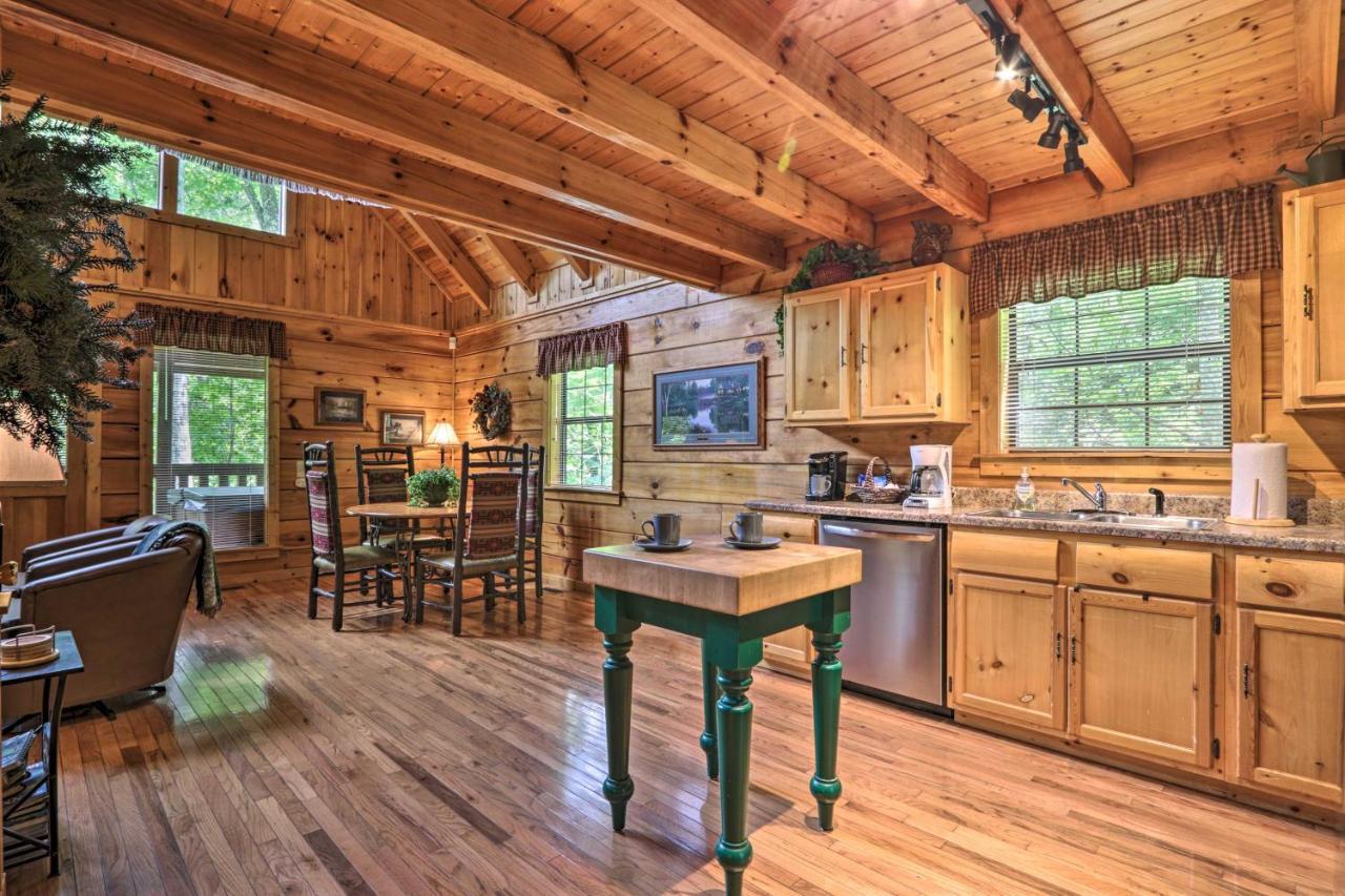 Villa Gatlinburg Mountainside Escape With Deck And Hot Tub! Esterno foto