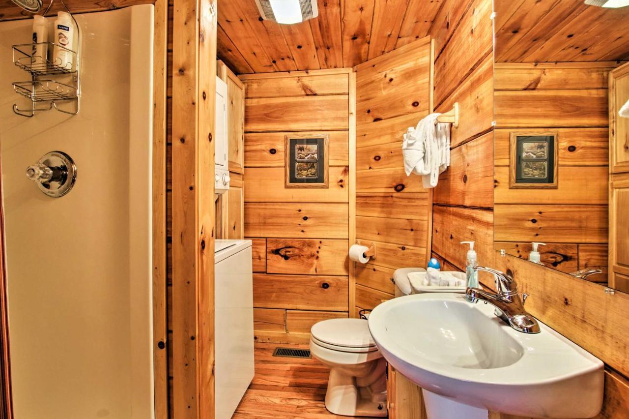 Villa Gatlinburg Mountainside Escape With Deck And Hot Tub! Esterno foto