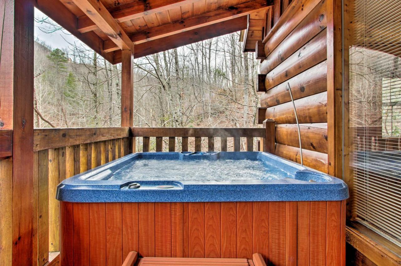 Villa Gatlinburg Mountainside Escape With Deck And Hot Tub! Esterno foto