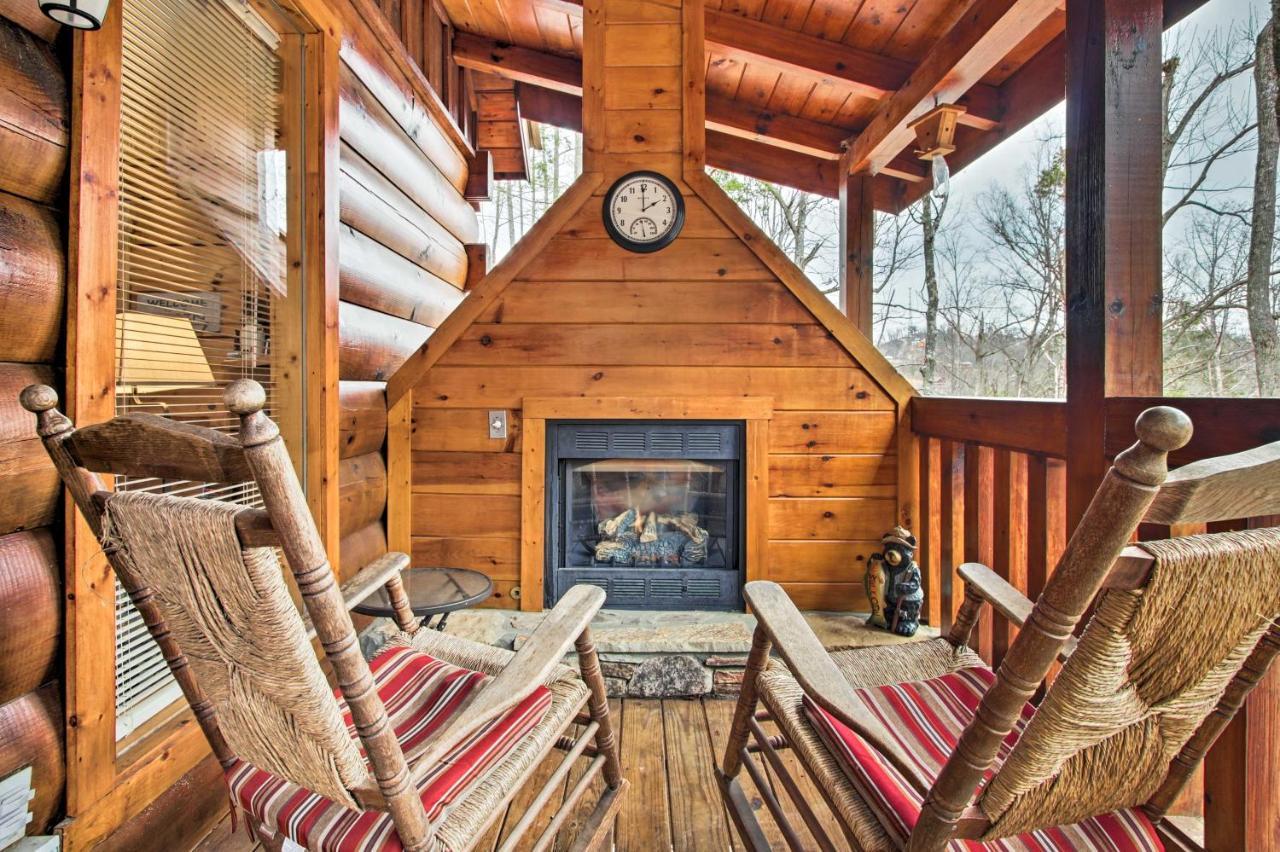 Villa Gatlinburg Mountainside Escape With Deck And Hot Tub! Esterno foto