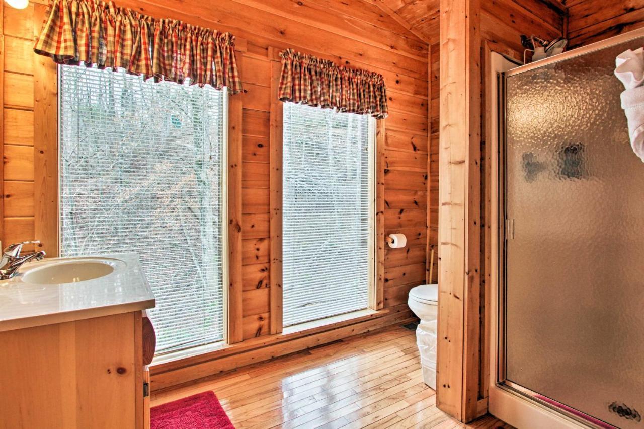 Villa Gatlinburg Mountainside Escape With Deck And Hot Tub! Esterno foto