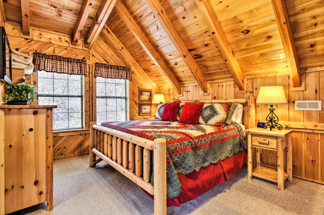 Villa Gatlinburg Mountainside Escape With Deck And Hot Tub! Esterno foto